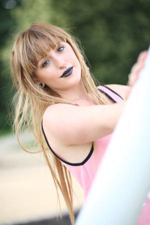 Elye Anne SG Hopeful Nude Model Kent