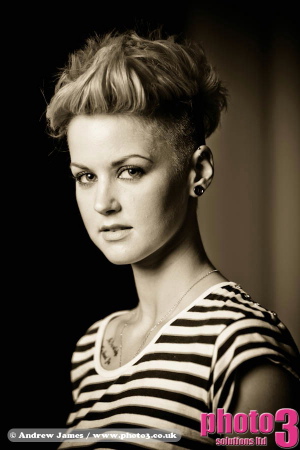 Kent Glamour Model - Jade
