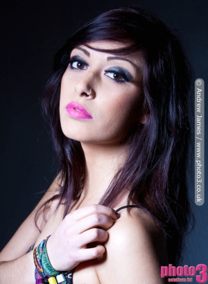 Winchester and Kent Model - Safia